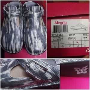 Alegria Classic Wrapture Leather Clog